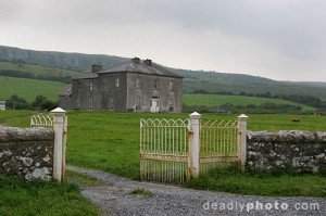 IMG_2626_father_teds_house